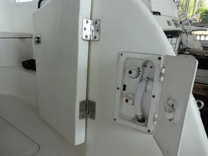 Paraiso Yacht Photos Pics 