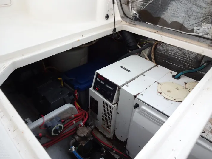 Paraiso Yacht Photos Pics 