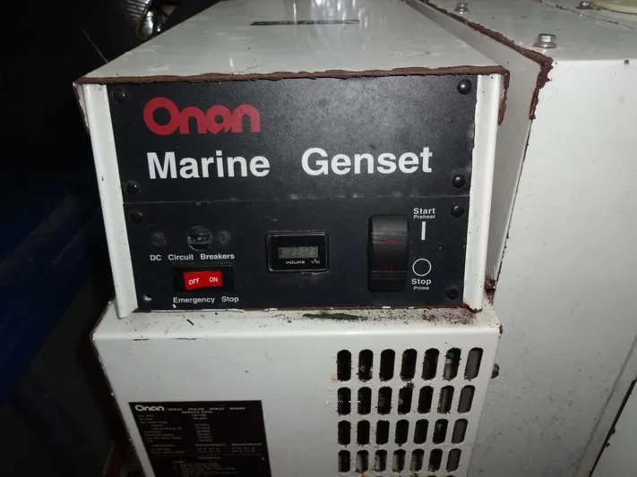 Paraiso Yacht Photos Pics 