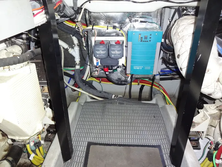 Paraiso Yacht Photos Pics 