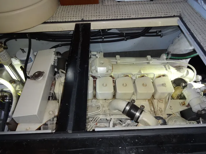 Paraiso Yacht Photos Pics 