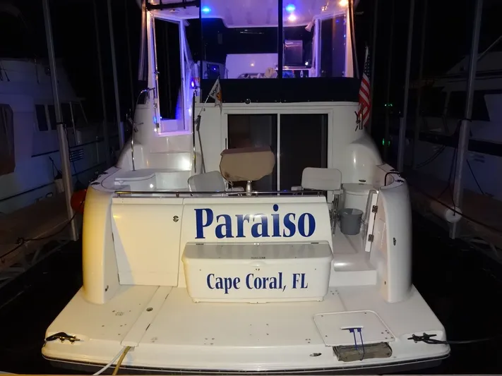 Paraiso Yacht Photos Pics 