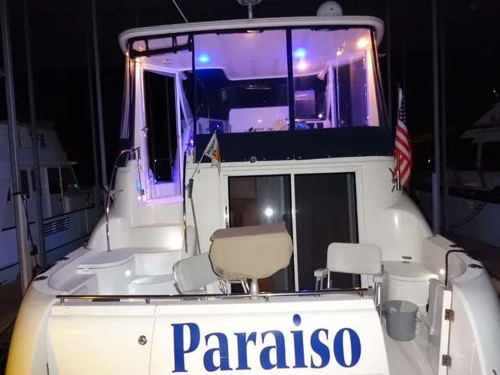 Paraiso Yacht Photos Pics 