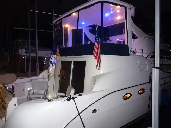 Paraiso Yacht Photos Pics 