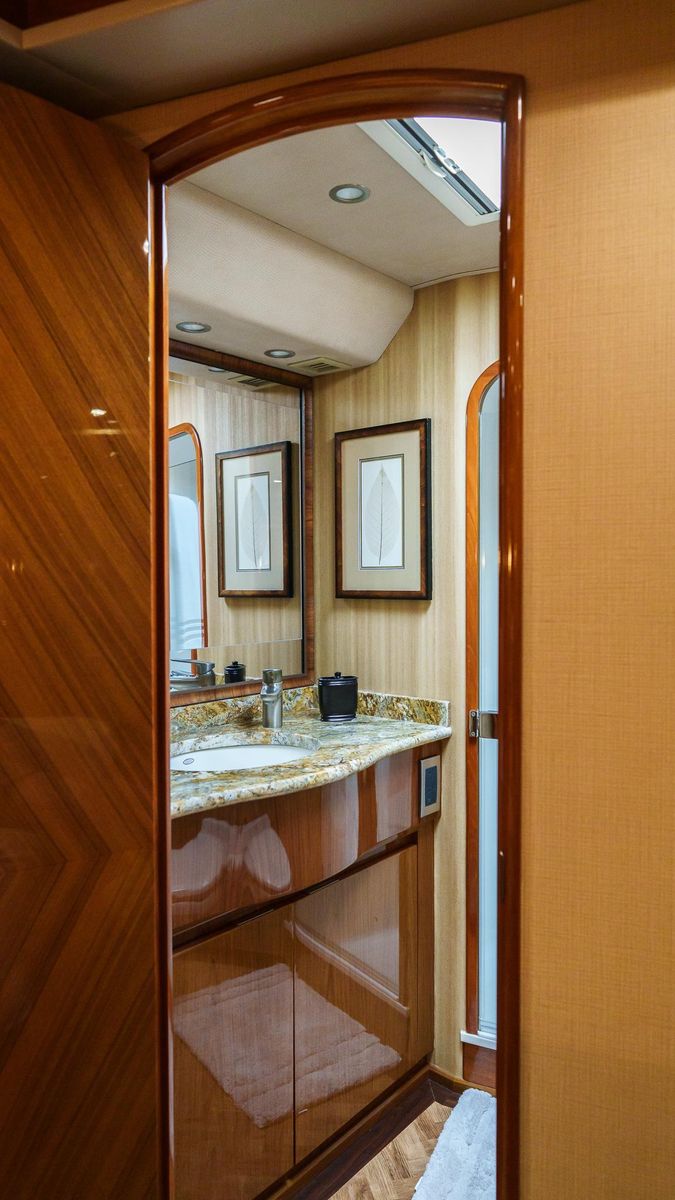 2012 Viking 70 