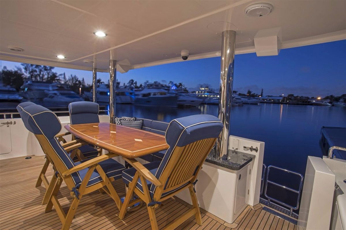 2017 Outer Reef Yachts 86 