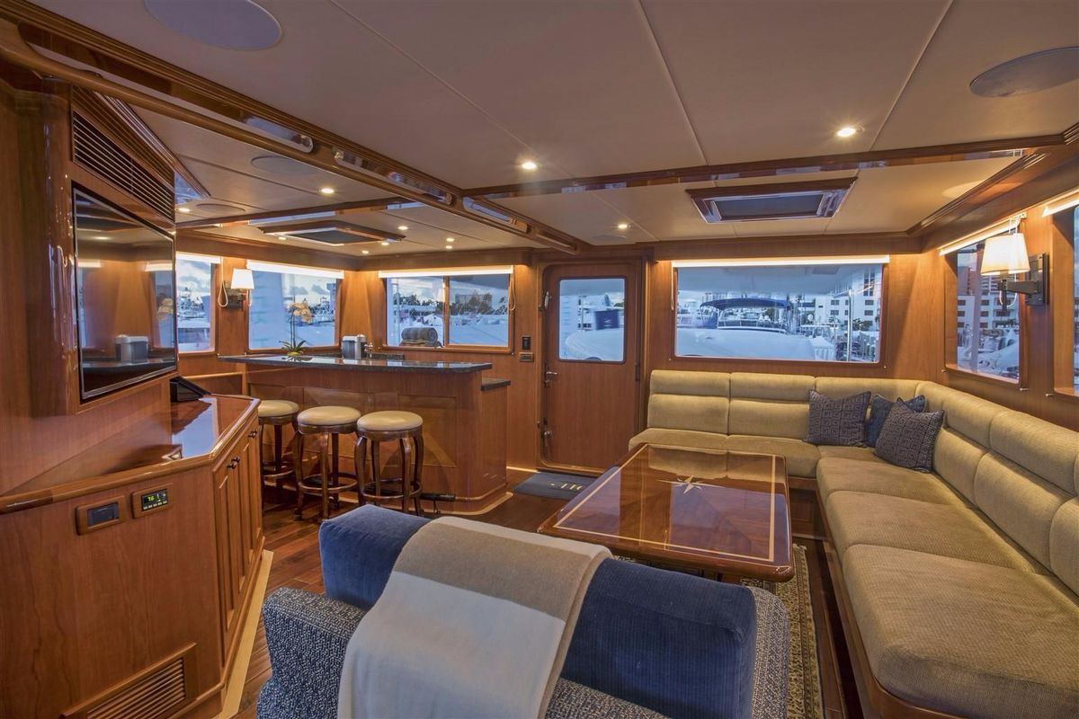 2017 Outer Reef Yachts 86 