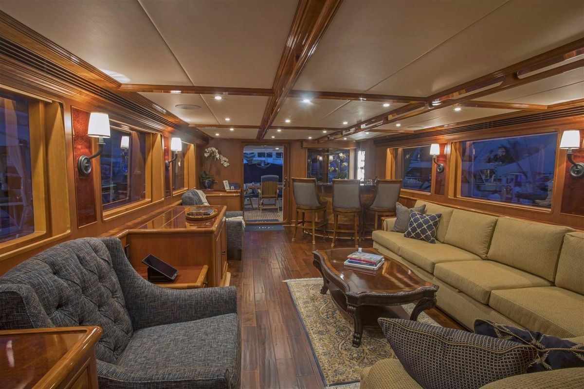 2017 Outer Reef Yachts 86 