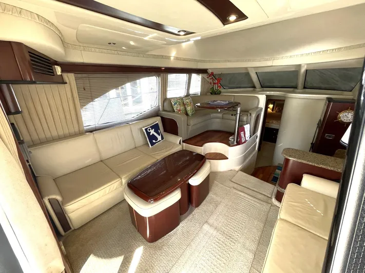 Tivoli II Yacht Photos Pics SALON LOOKING FORWARD TO PORT