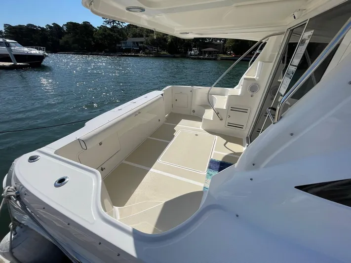 Tivoli II Yacht Photos Pics AFT COCKPIT