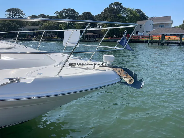 Tivoli II Yacht Photos Pics WINDLASS ANCHOR