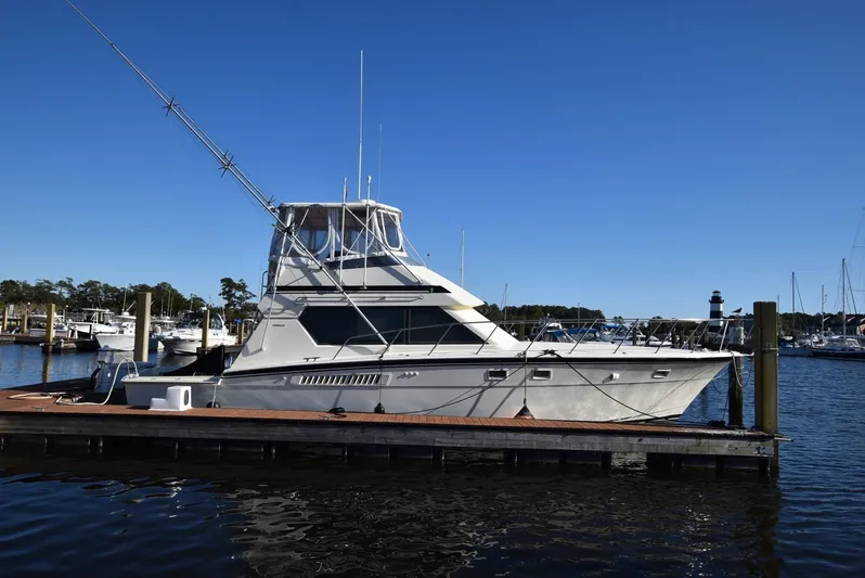 Russell Hatt Yacht Photos Pics 