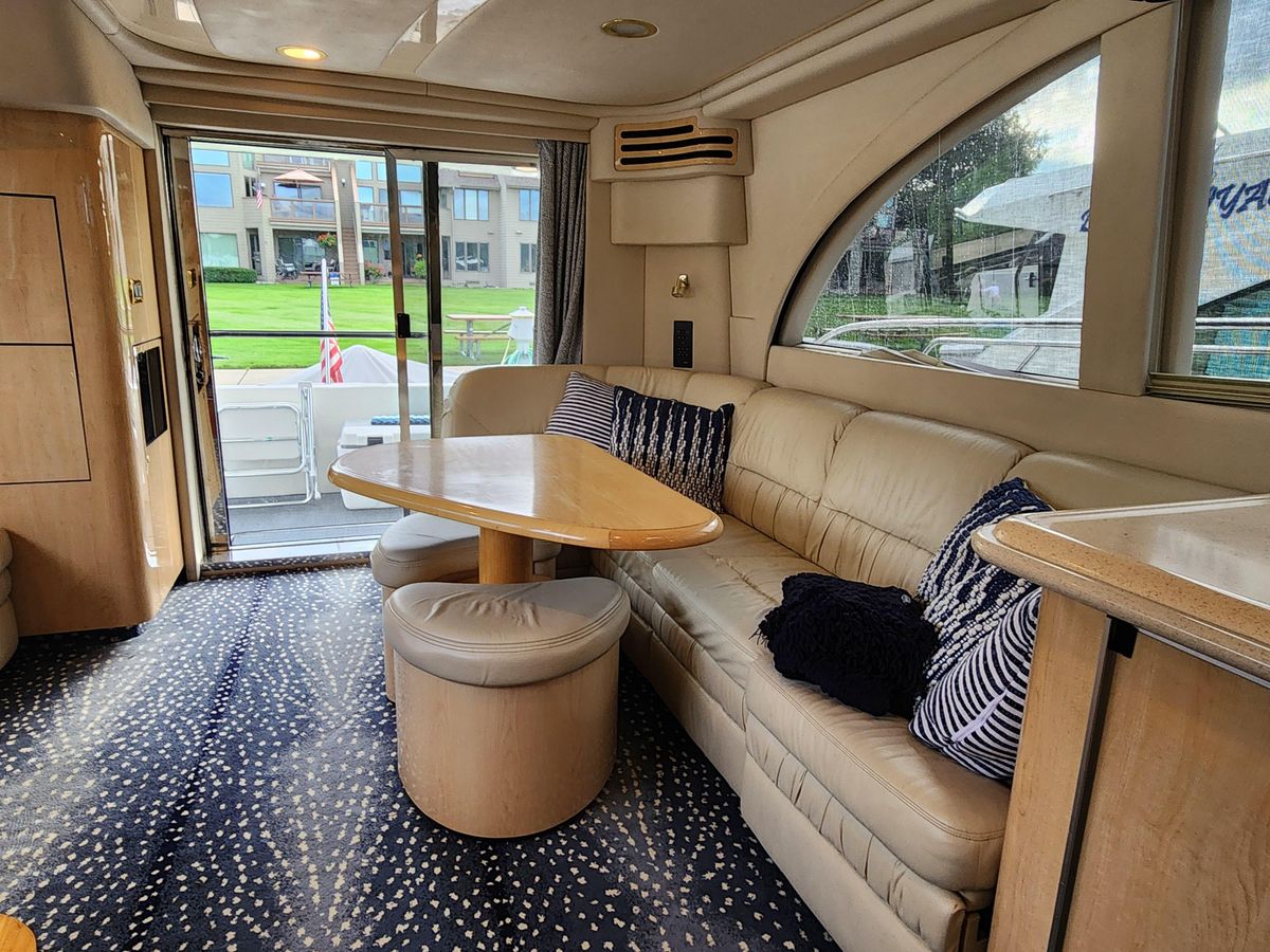 2001 Sea Ray 54 