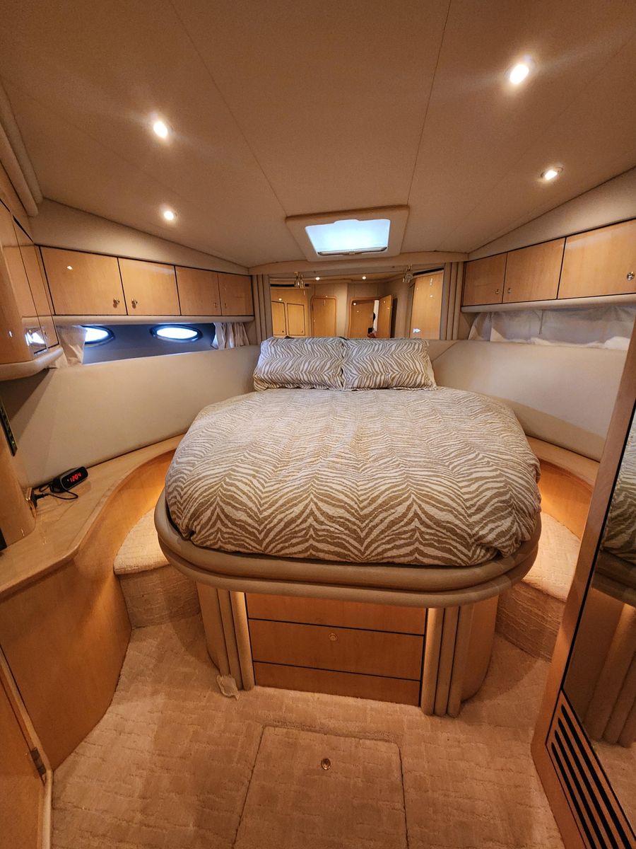 2001 Sea Ray 54 