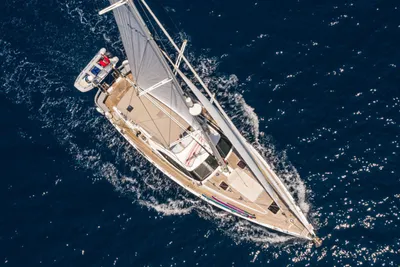 Oyster 625