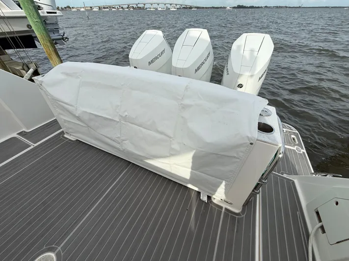  Yacht Photos Pics 2024 REGAL 38 SAV - Image 46