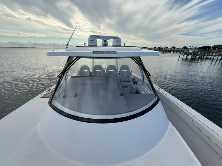  Yacht Photos Pics 2024 REGAL 38 SAV - Image 35