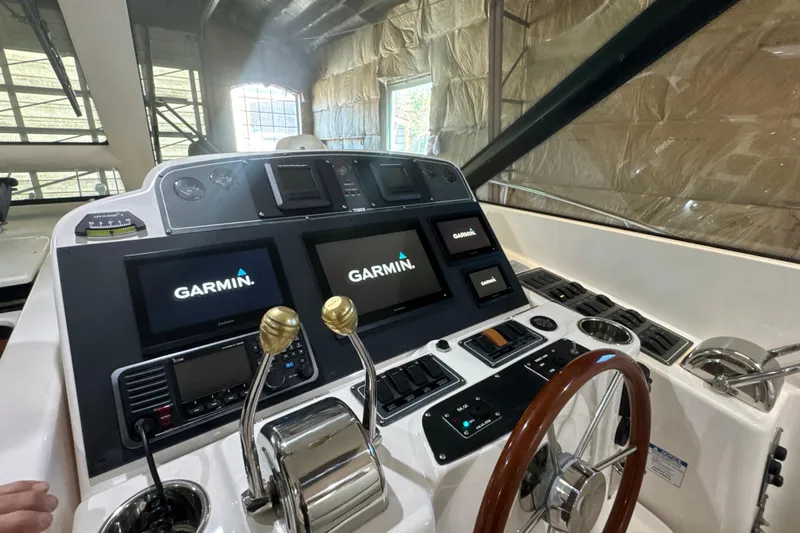 Blue Sky Yacht Photos Pics Helm of 2006 Tiara Yachts 3600 Sovran with Garmin navigation displays.