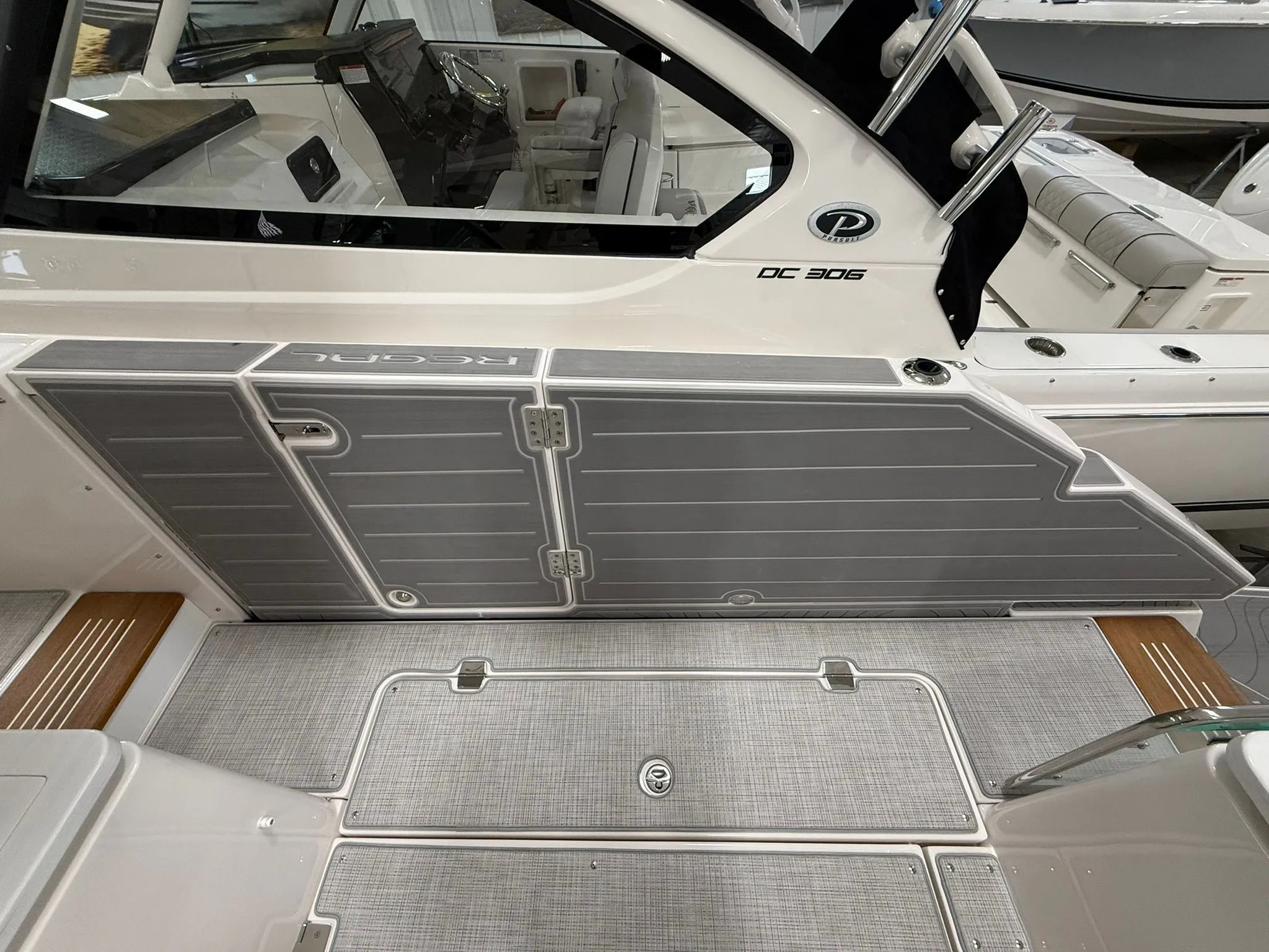 2026 REGAL 43 SAV - Image 8