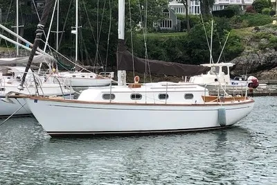 Cape Dory 28