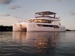 Leopard 53 Powercat