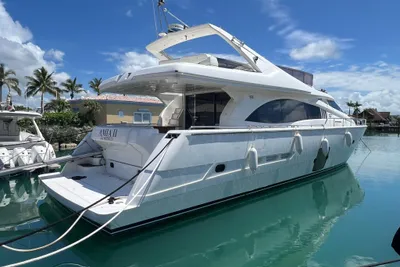 Ferretti Yachts 731