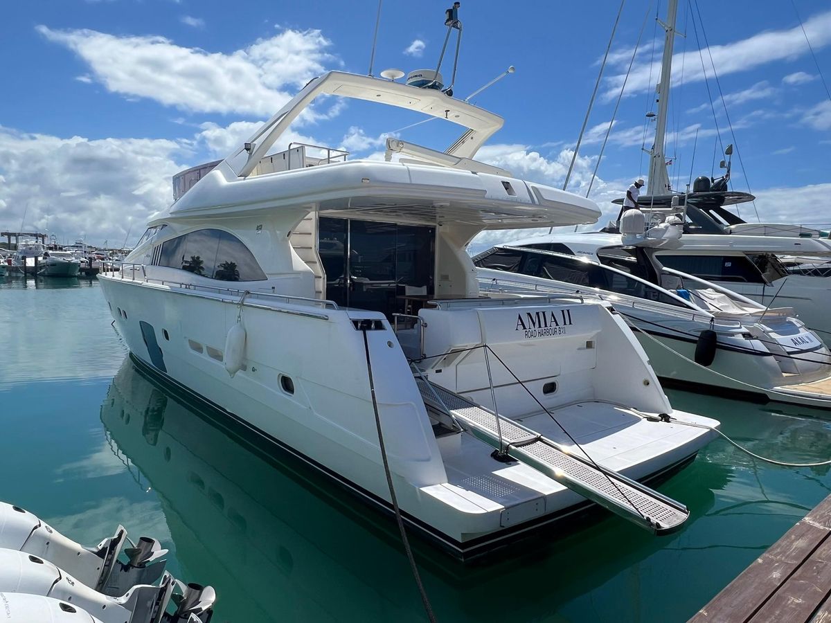 2006 Ferretti Yachts 74 