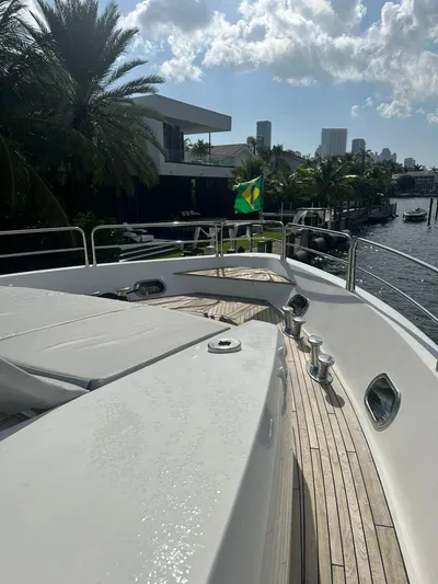 Blue Yacht Photos Pics 