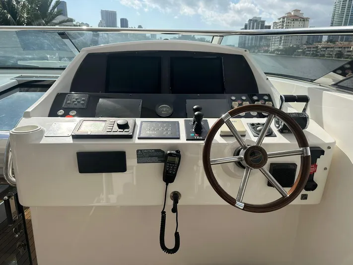 Blue Yacht Photos Pics 