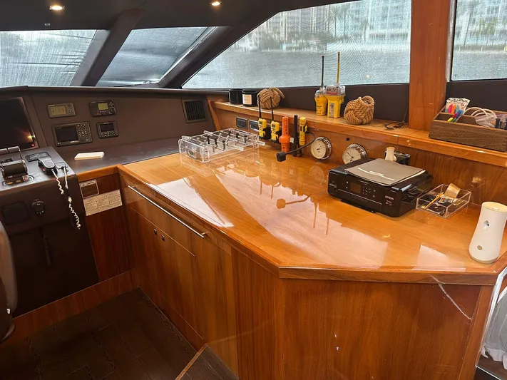 Blue Yacht Photos Pics 