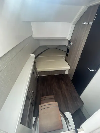  Yacht Photos Pics 2021 REGAL 38 SAV - Image 29