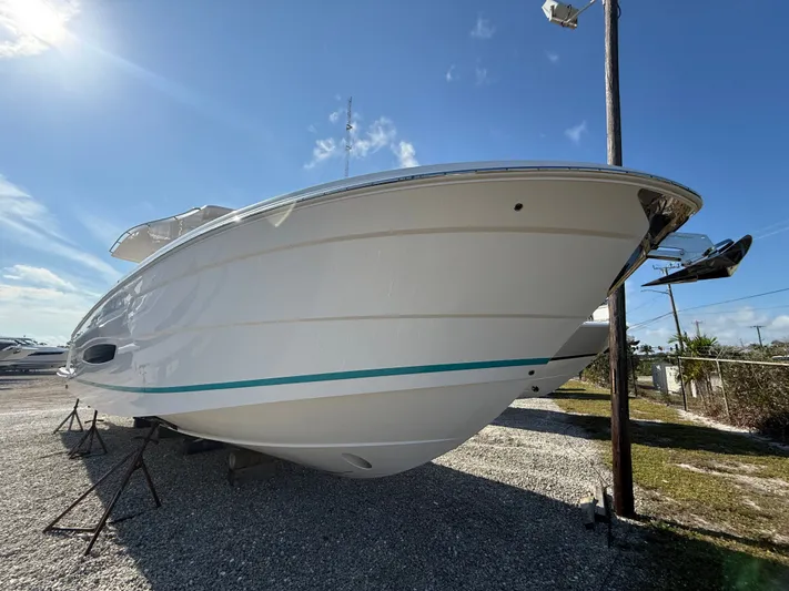  Yacht Photos Pics 2021 REGAL 38 SAV - Image 4