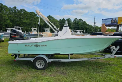 NauticStar 191 Hybrid