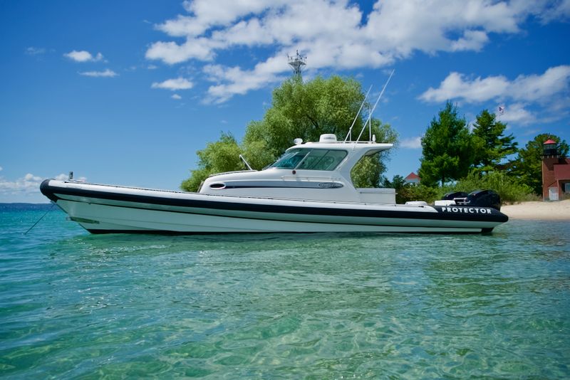 2015 Protector Tauranga 38 er Yachts