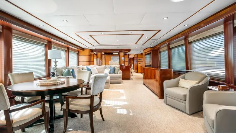 Just Enough Yacht Photos Pics 