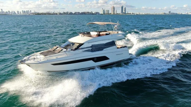 Aura Yacht Photos Pics 