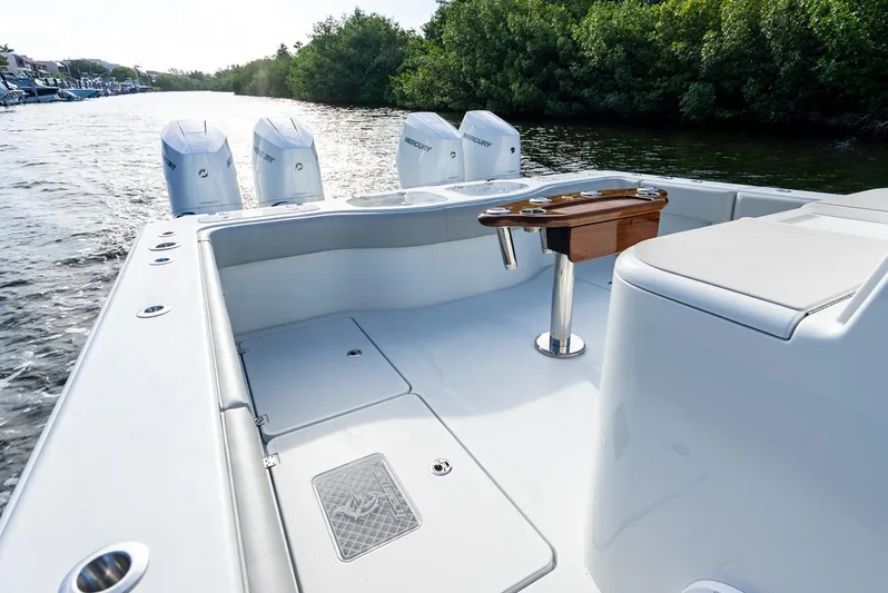  Yacht Photos Pics 2023 Freeman 43 boat with Mercury engines on a calm river.