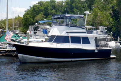 1999 Mainship 350 Trawler