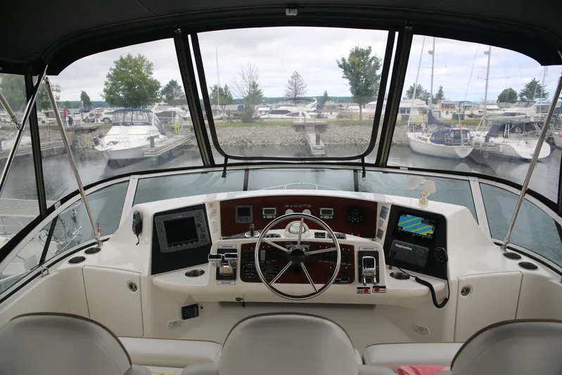  Yacht Photos Pics The Helm