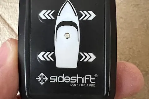  Yacht Photos Pics Sideshift docking control for 2008 Silverton 38 Sport Bridge boat.