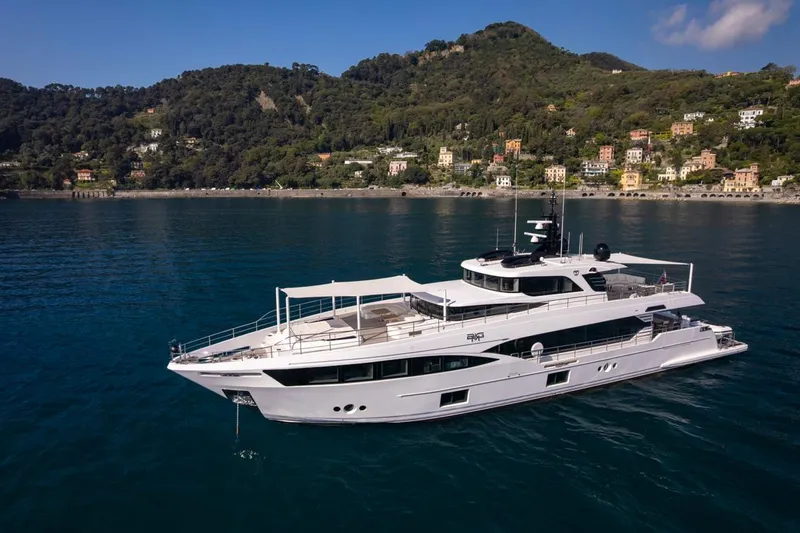 Big M Yacht Photos Pics 