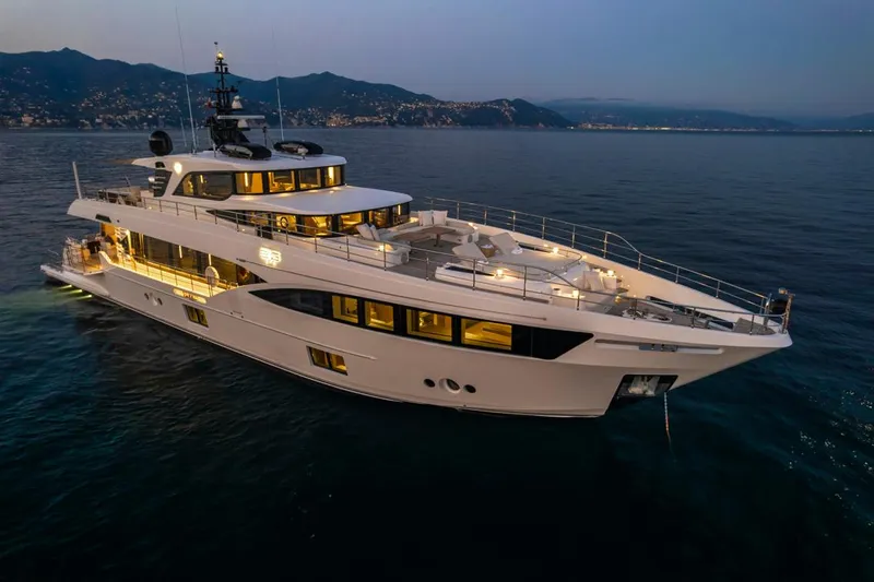 Big M Yacht Photos Pics 