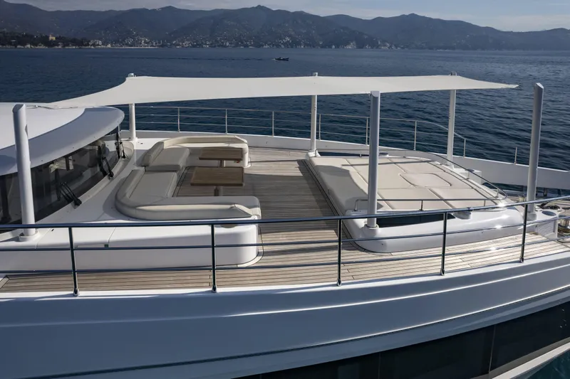 Big M Yacht Photos Pics 