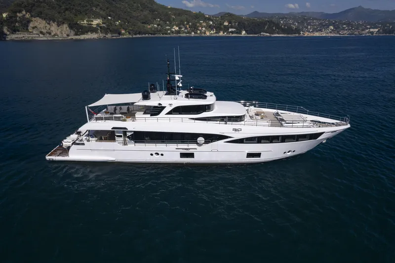 Big M Yacht Photos Pics 