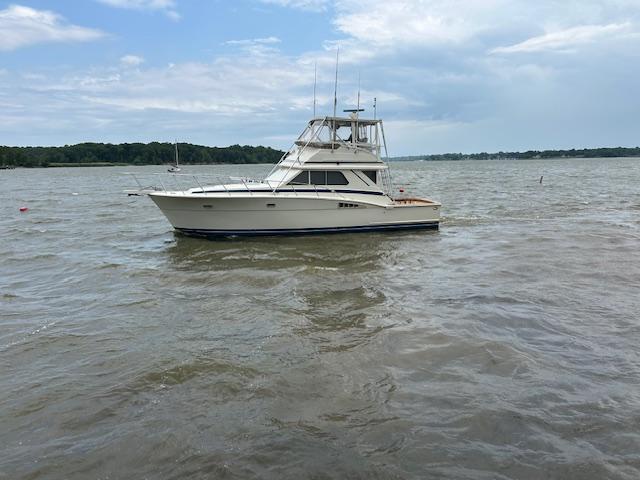 Chris-Craft 42 Tournament Fisherman