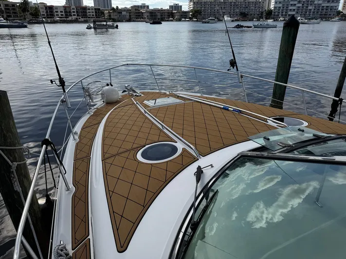 Knotta Clue Yacht Photos Pics 