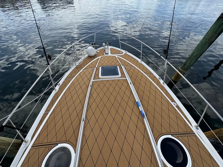 Knotta Clue Yacht Photos Pics 