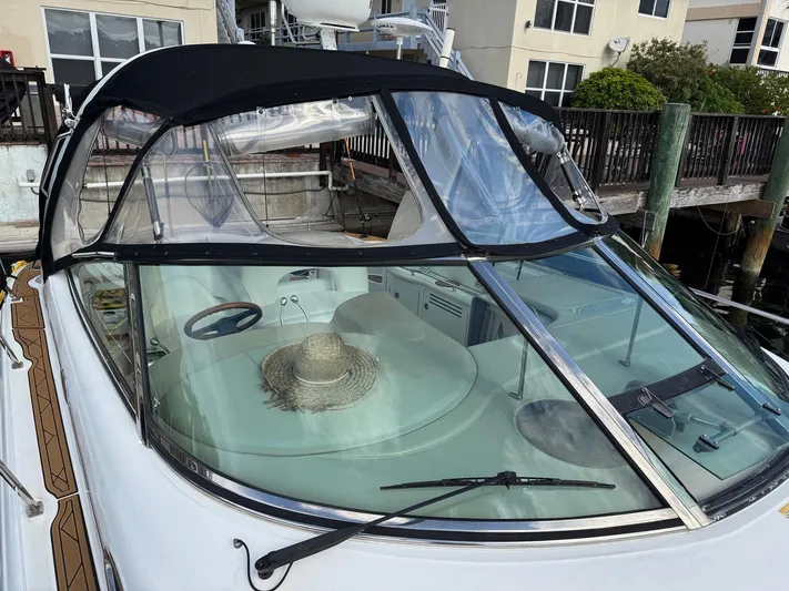 Knotta Clue Yacht Photos Pics 