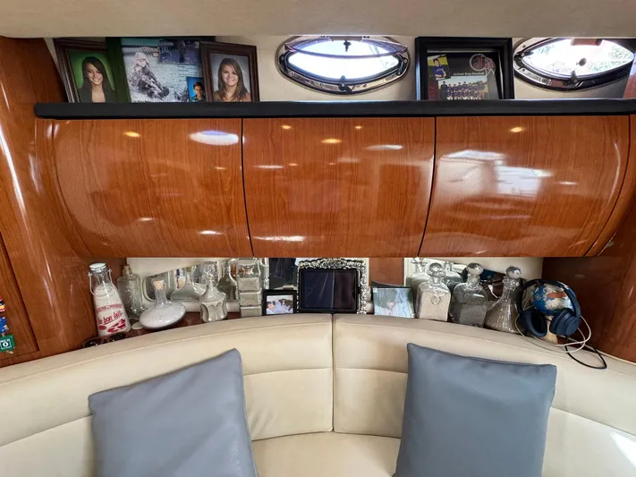 Knotta Clue Yacht Photos Pics 