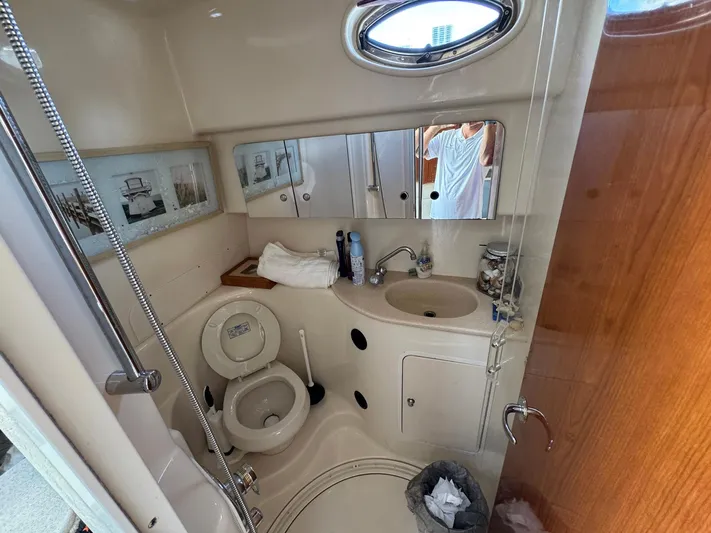 Knotta Clue Yacht Photos Pics 